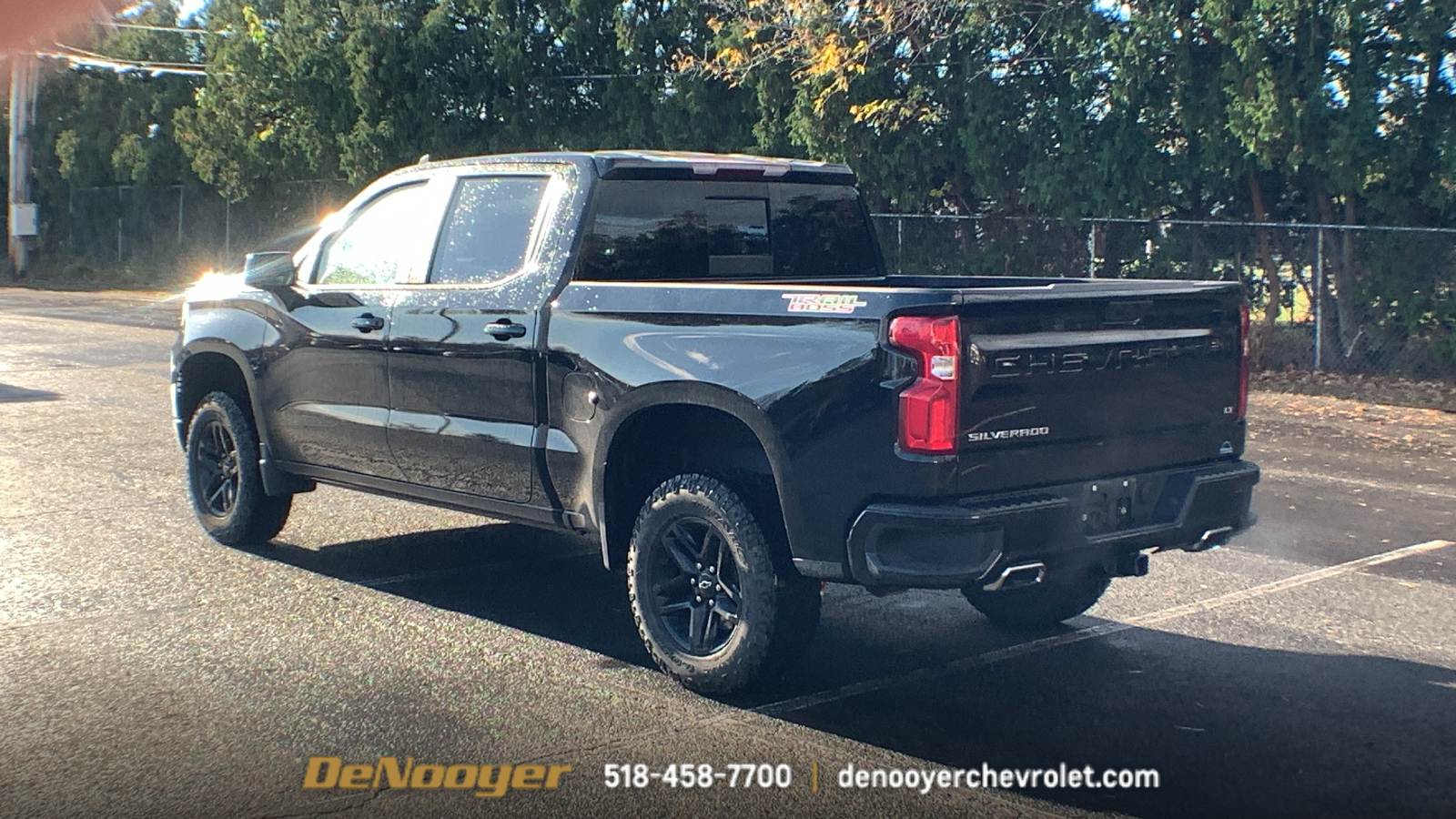 2022 Chevrolet Silverado 1500 LT Trail Boss 6