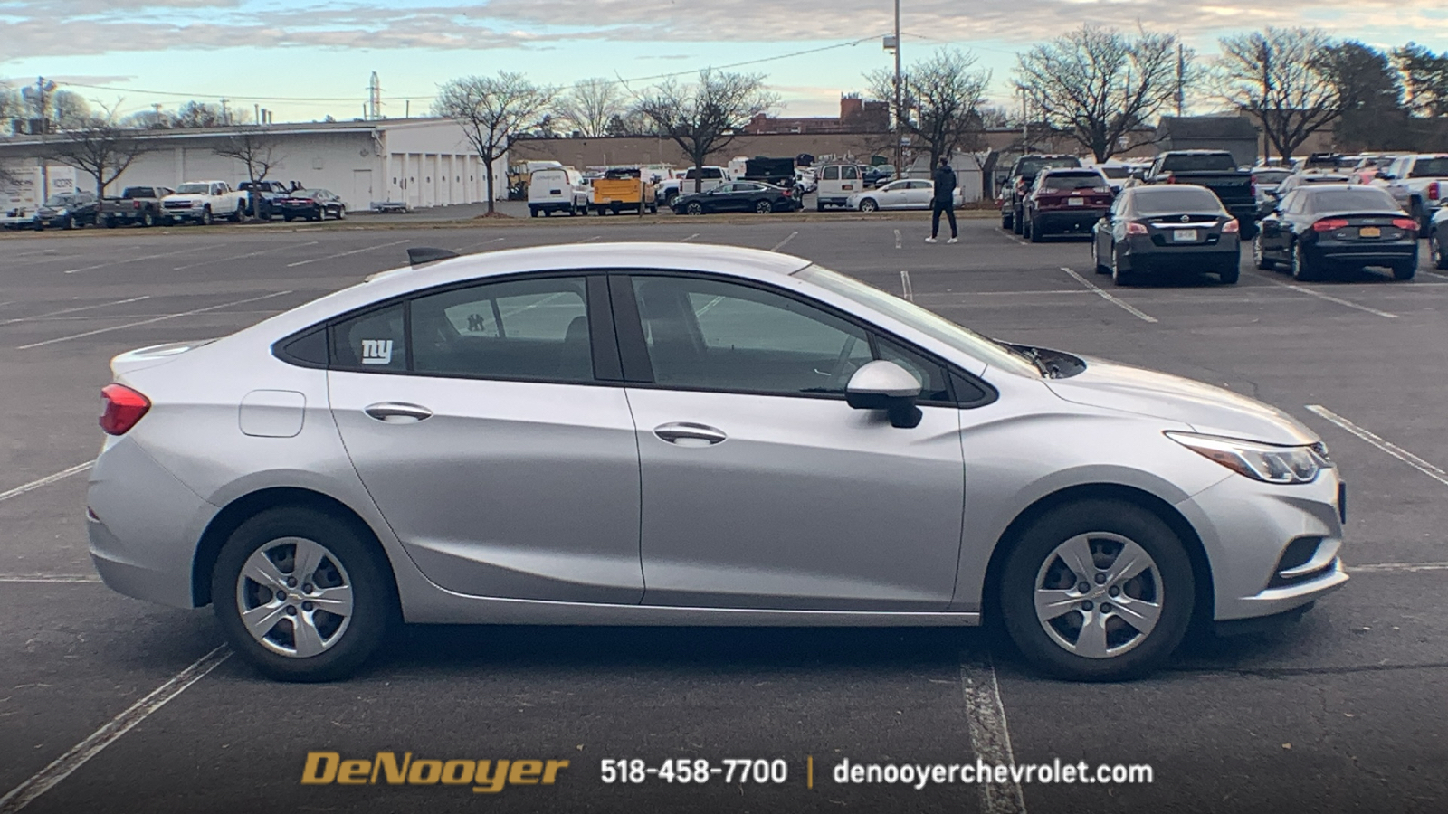 2018 Chevrolet Cruze LS 10