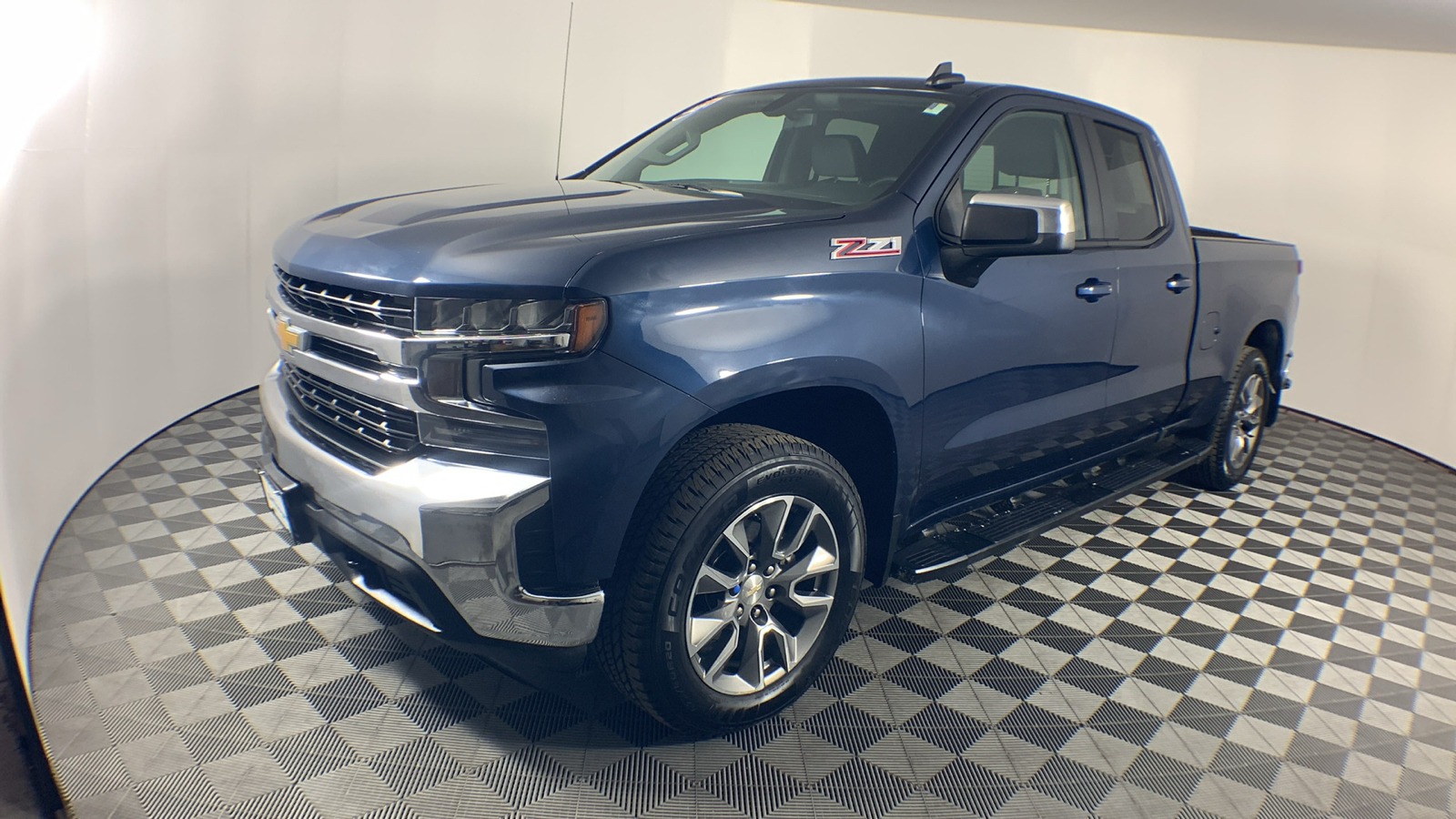 2021 Chevrolet Silverado 1500 LT 4