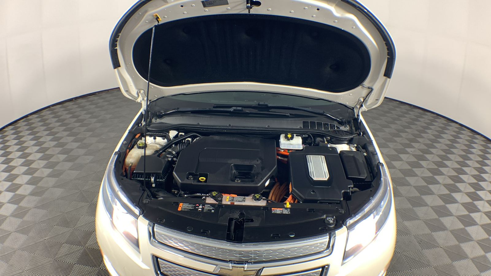 2013 Chevrolet Volt Base 11