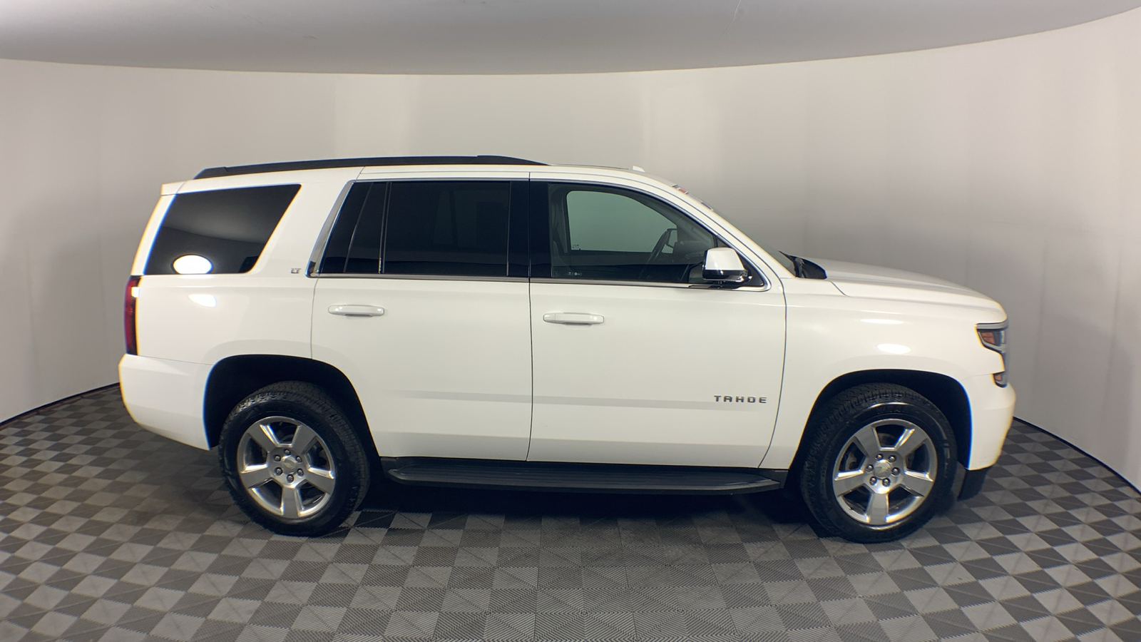 2018 Chevrolet Tahoe LT 9