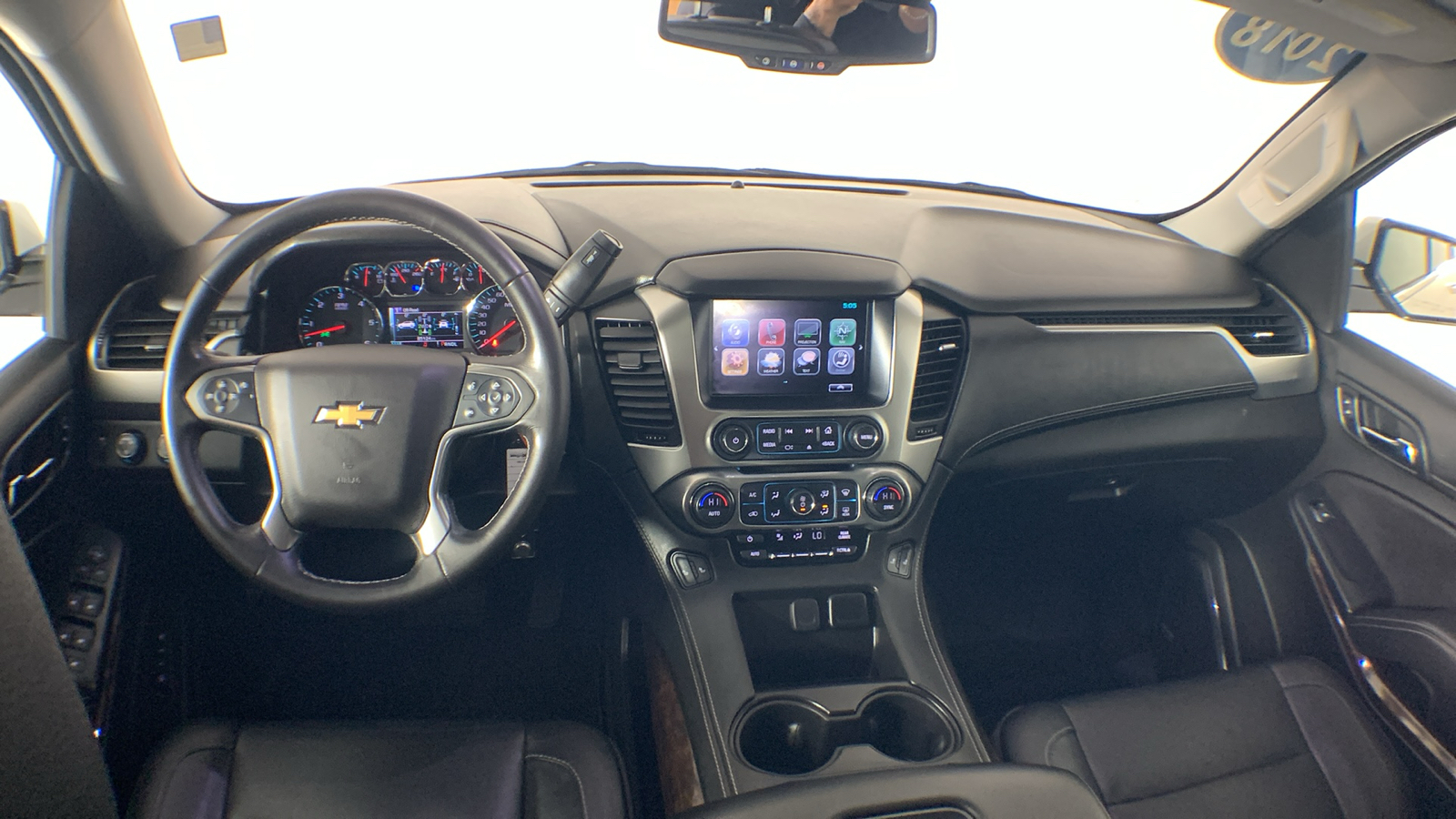 2018 Chevrolet Tahoe LT 34