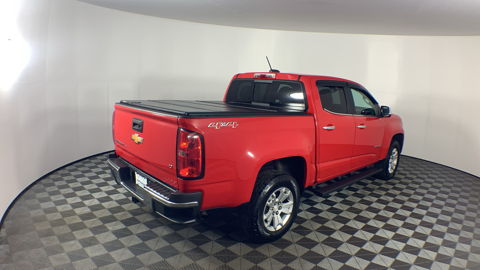 2018 Chevrolet Colorado LT 8