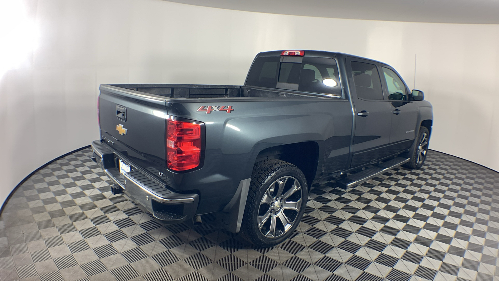 2018 Chevrolet Silverado 1500 LT 8