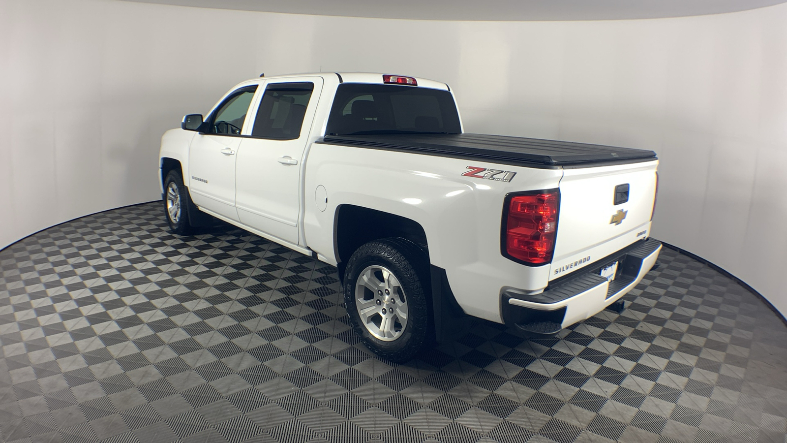 2018 Chevrolet Silverado 1500 LT 6