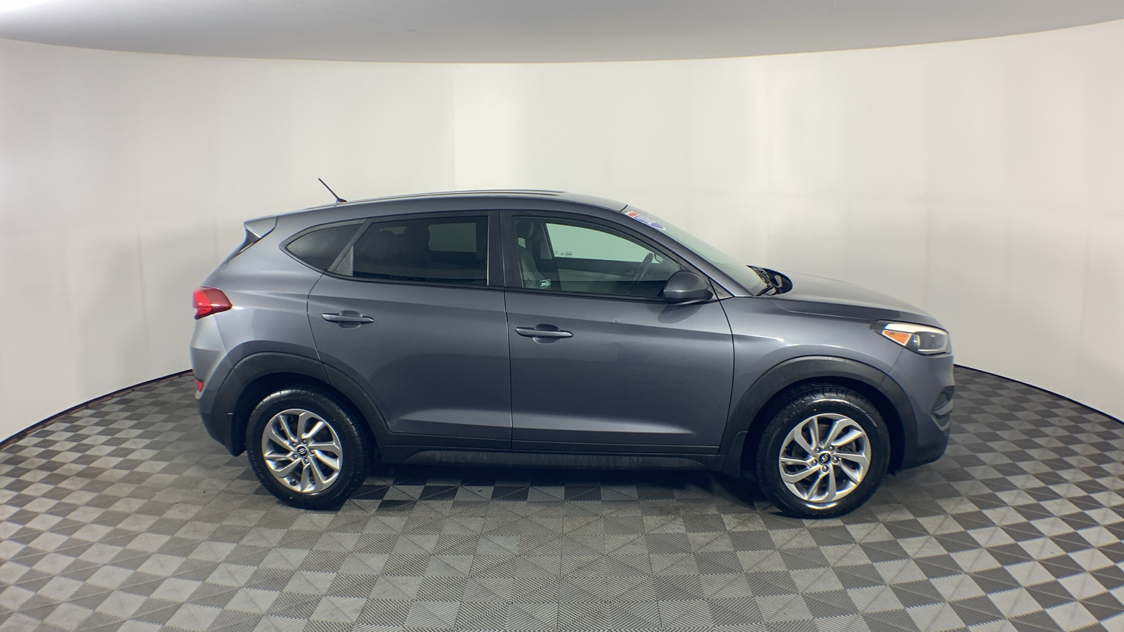 2018 Hyundai Tucson SE 9