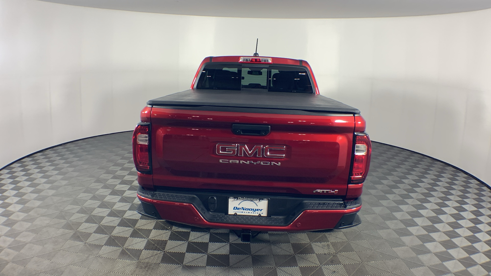 2023 GMC Canyon AT4 7