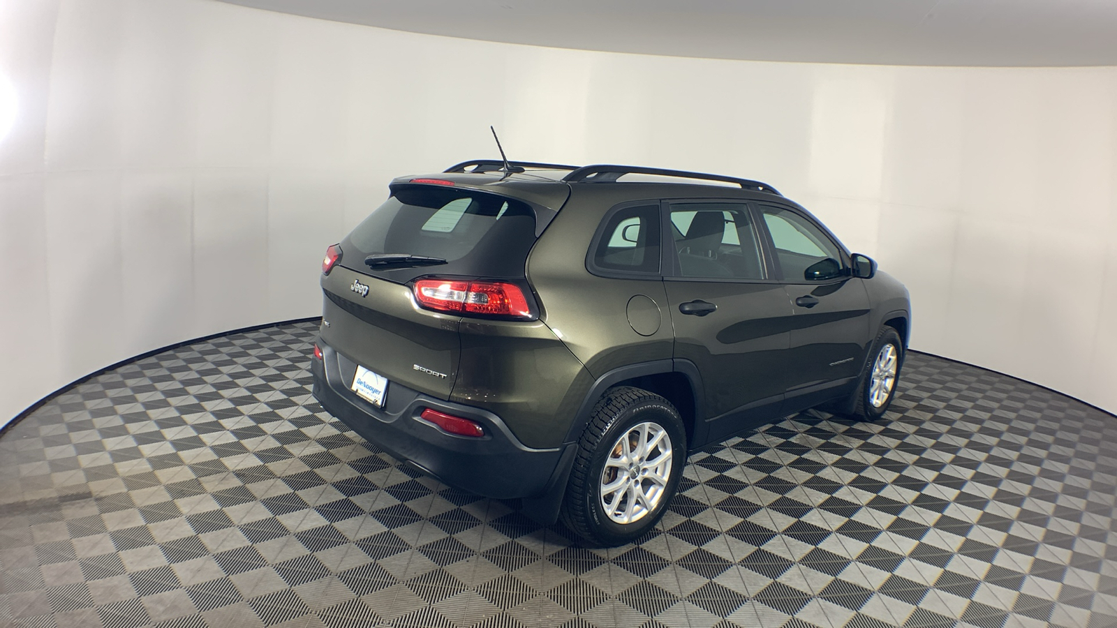 2016 Jeep Cherokee Sport 8