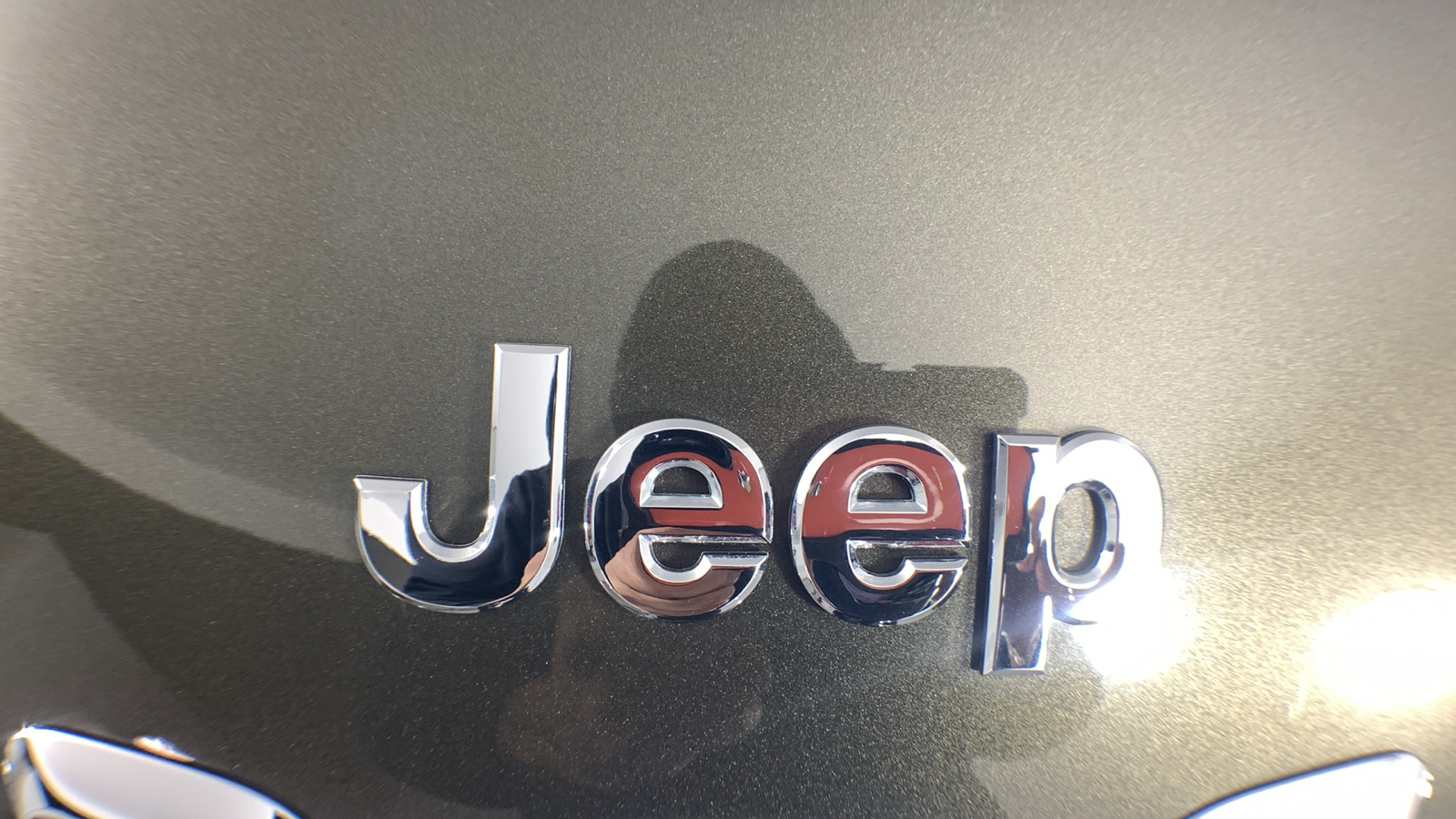 2016 Jeep Cherokee Sport 51