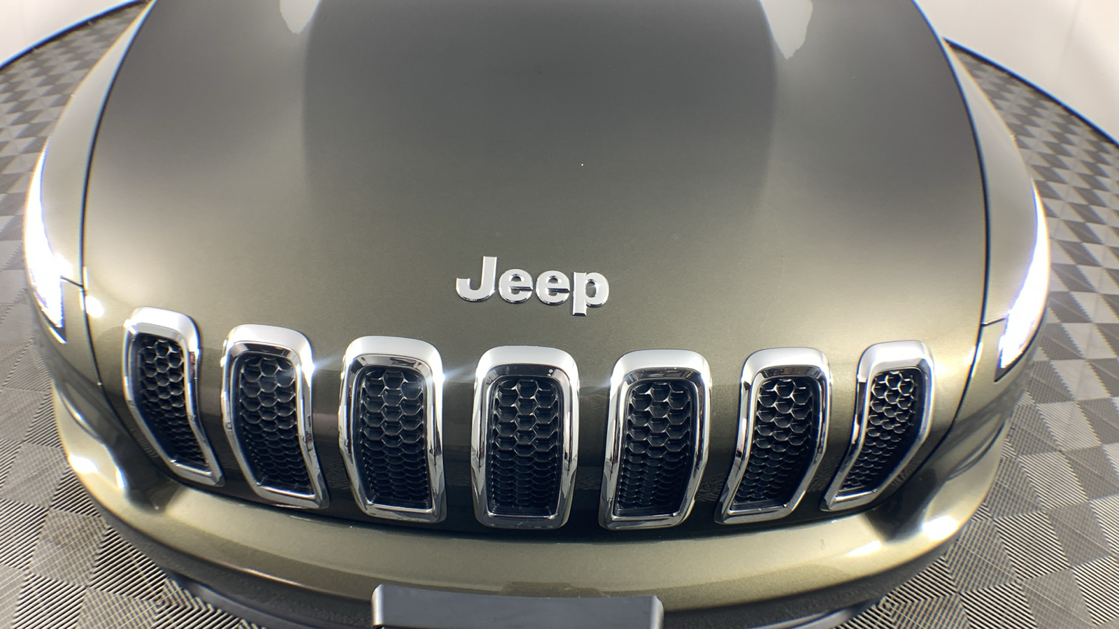 2016 Jeep Cherokee Sport 52