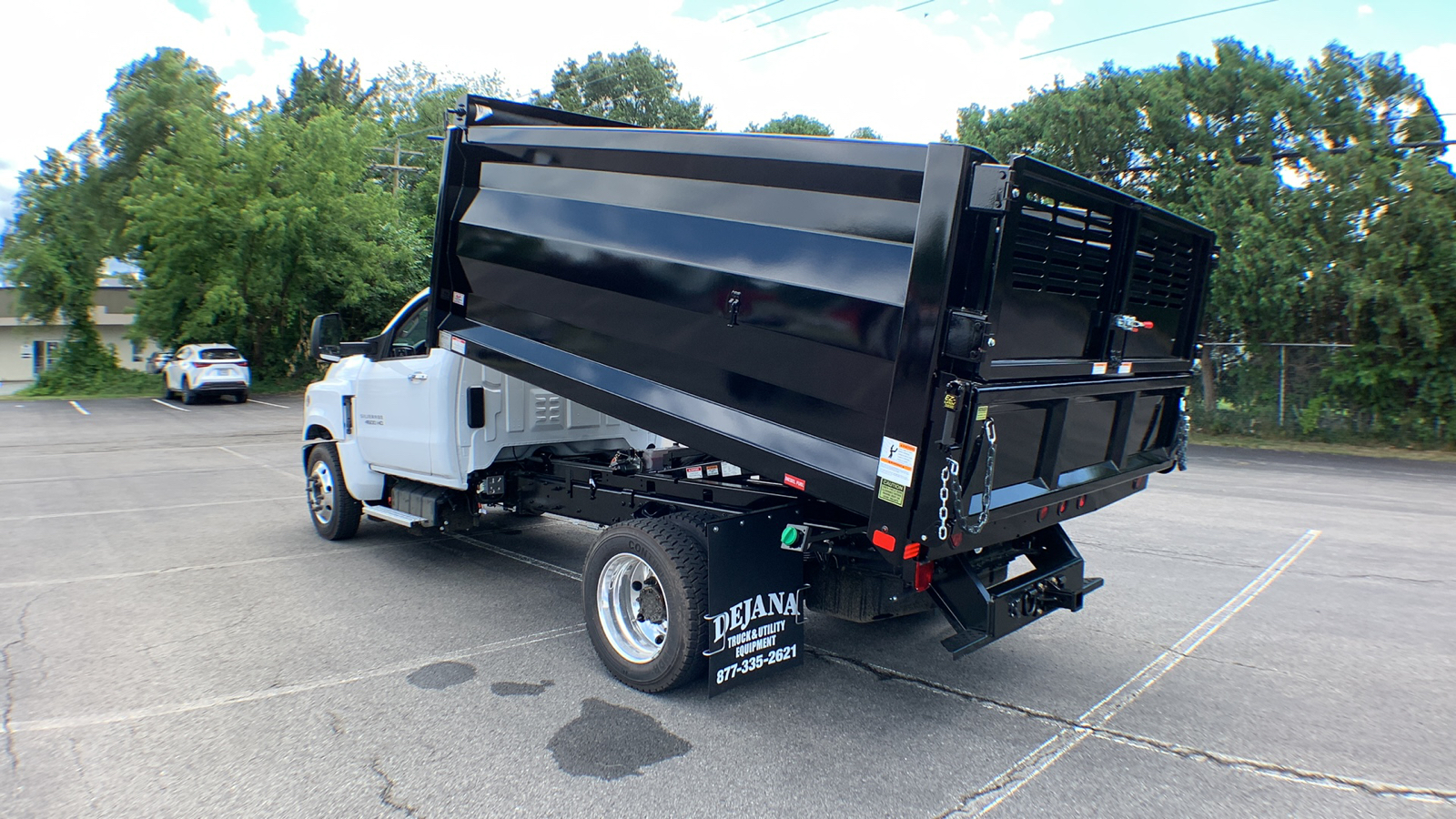 2023 Chevrolet Silverado 4500HD Work Truck 18