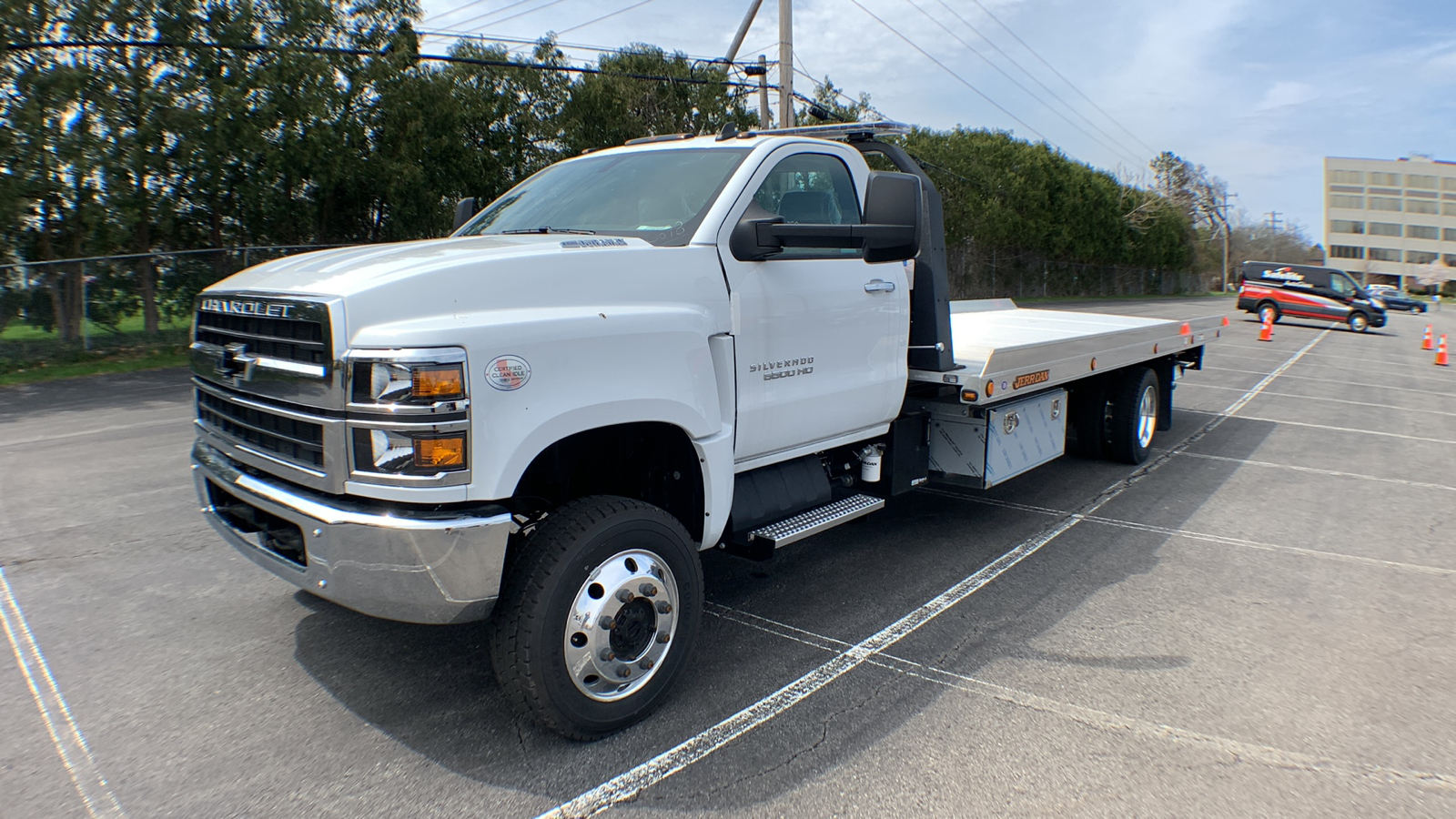 2023 Chevrolet Silverado 6500HD  4