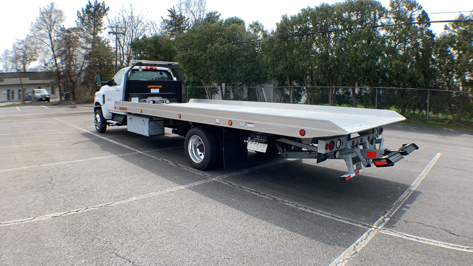 2023 Chevrolet Silverado 6500HD  6