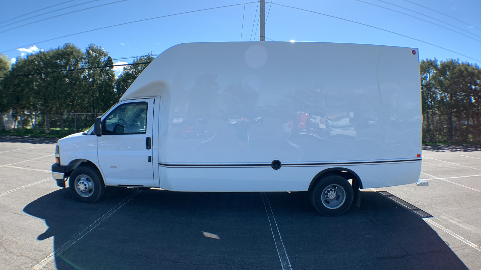 2024 Chevrolet Express 3500 Work Van 5