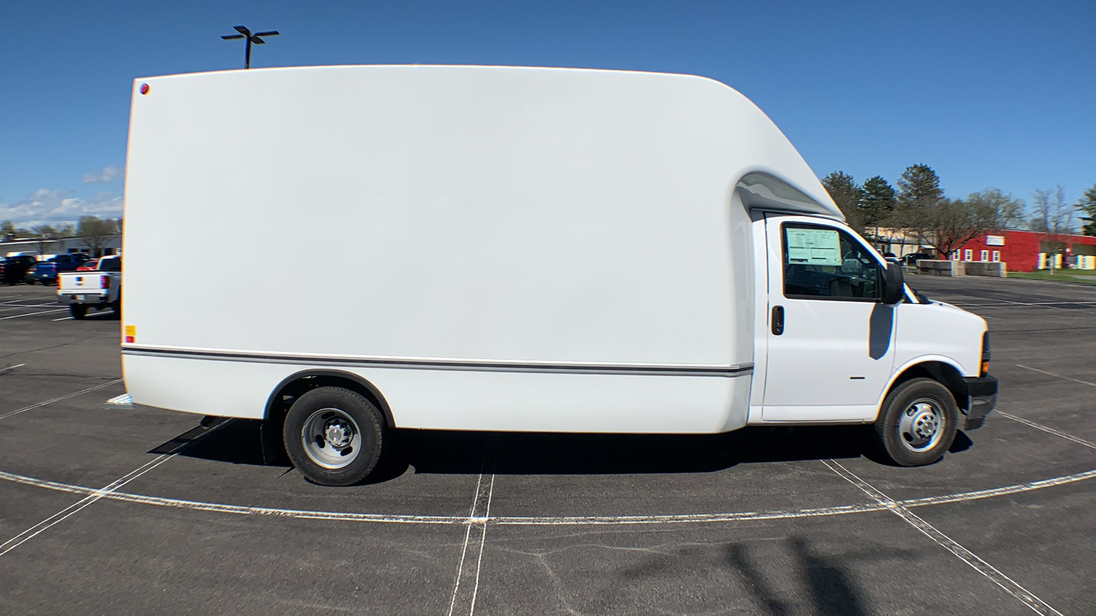 2024 Chevrolet Express 3500 Work Van 9