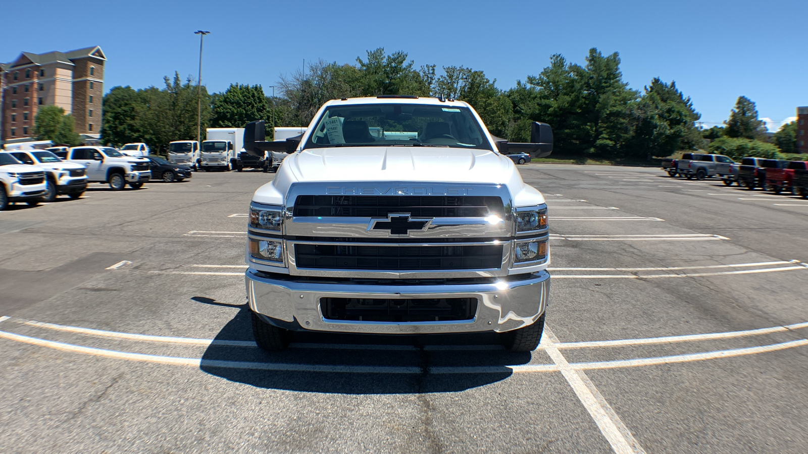 2024 Chevrolet Silverado 5500HD Work Truck 3