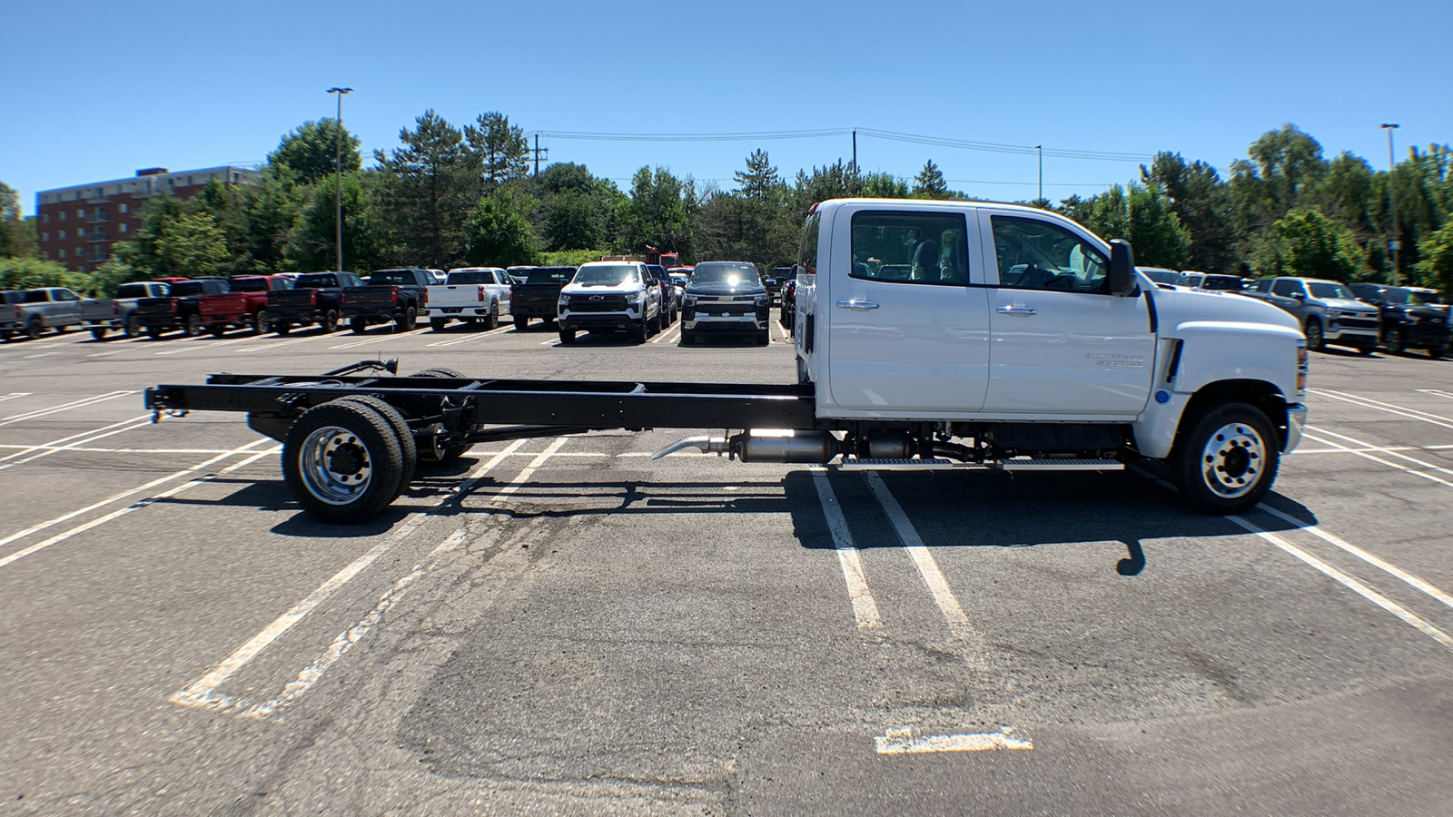 2024 Chevrolet Silverado 5500HD Work Truck 9