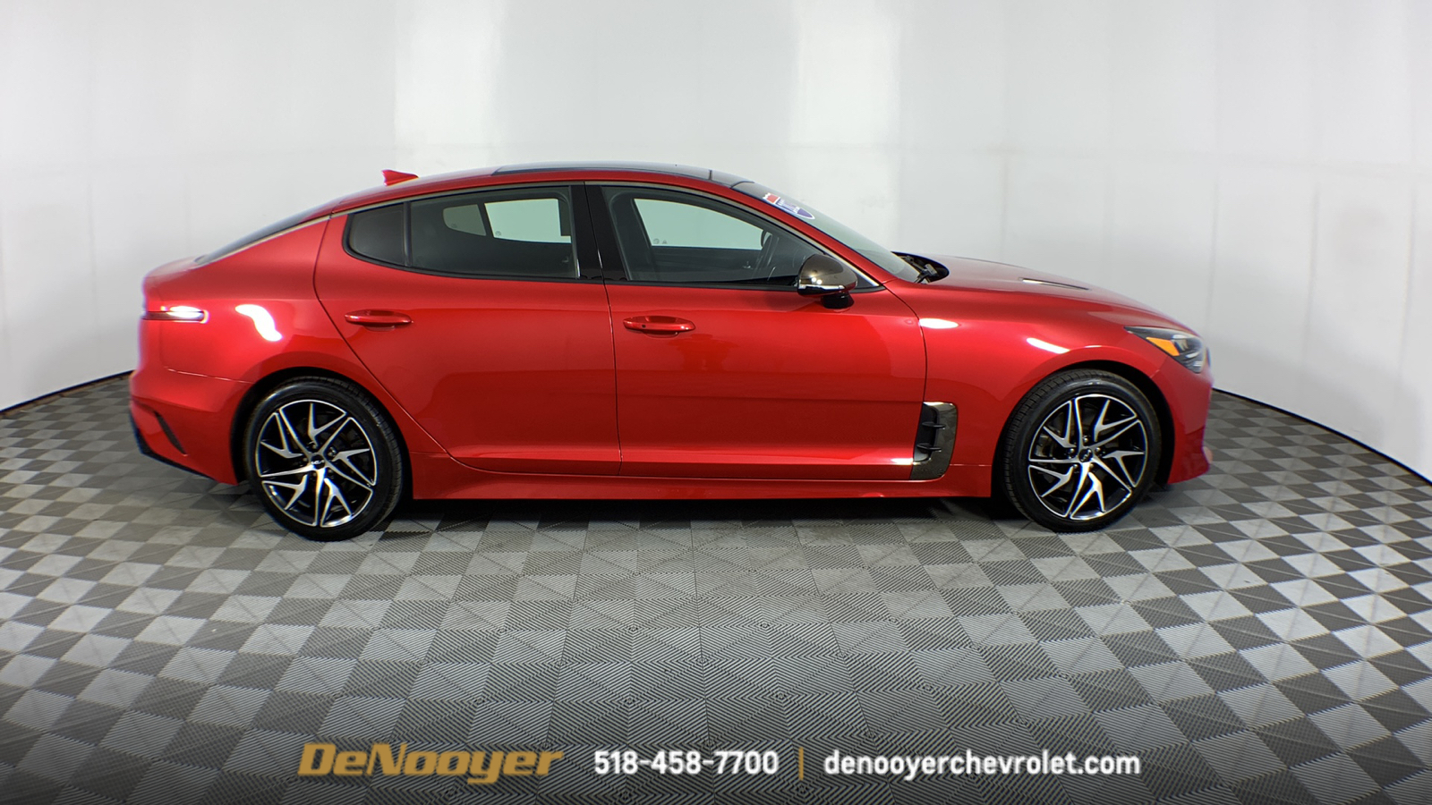 2023 Kia Stinger GT-Line 10