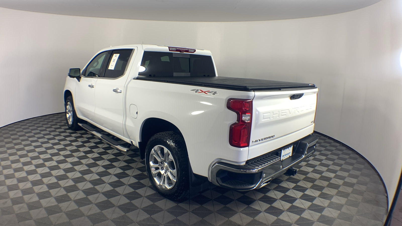 2023 Chevrolet Silverado 1500 LTZ 6