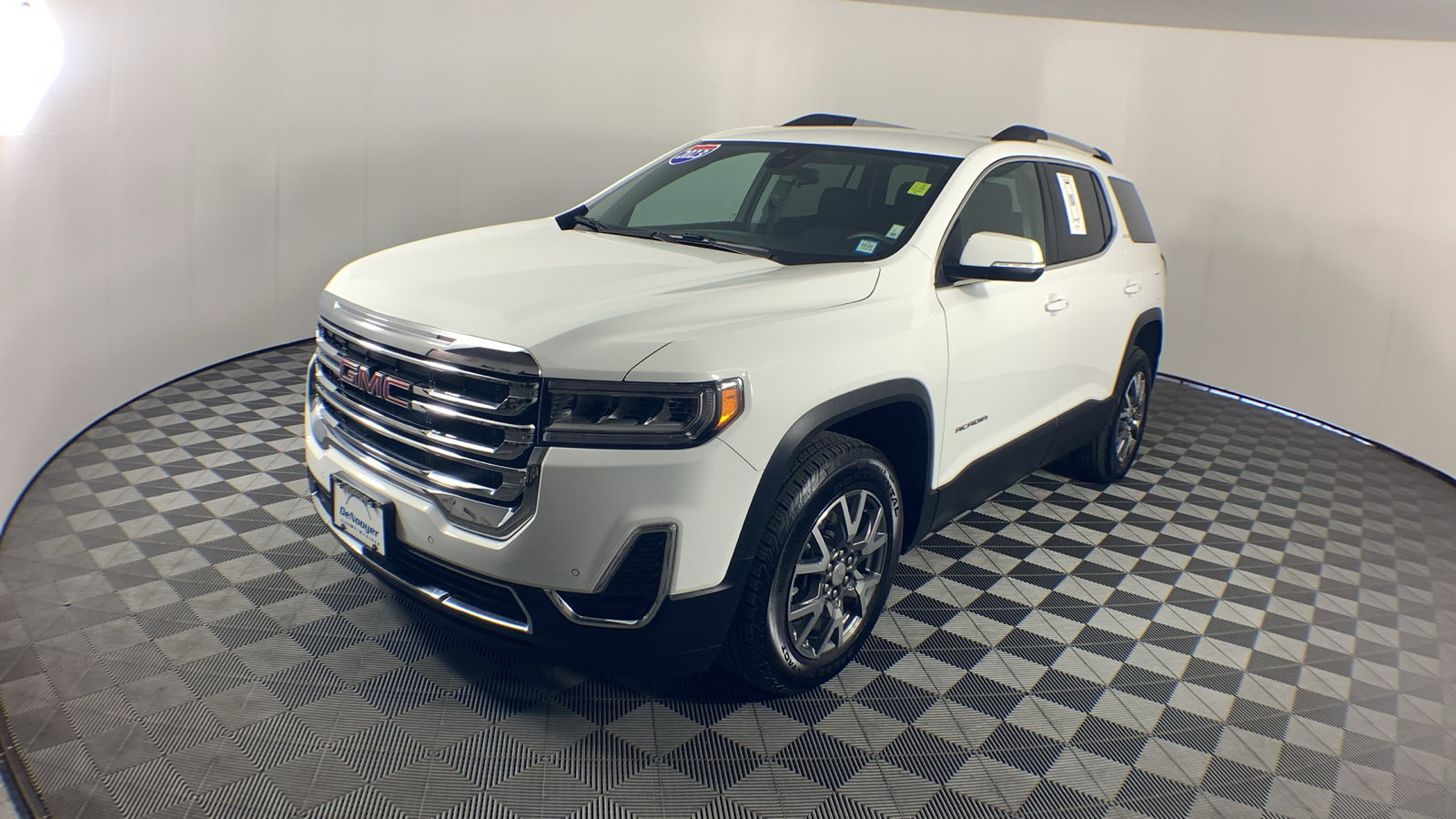 2023 GMC Acadia SLE 4