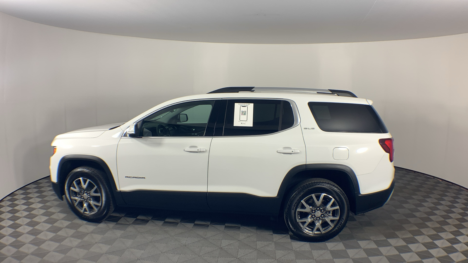 2023 GMC Acadia SLE 5