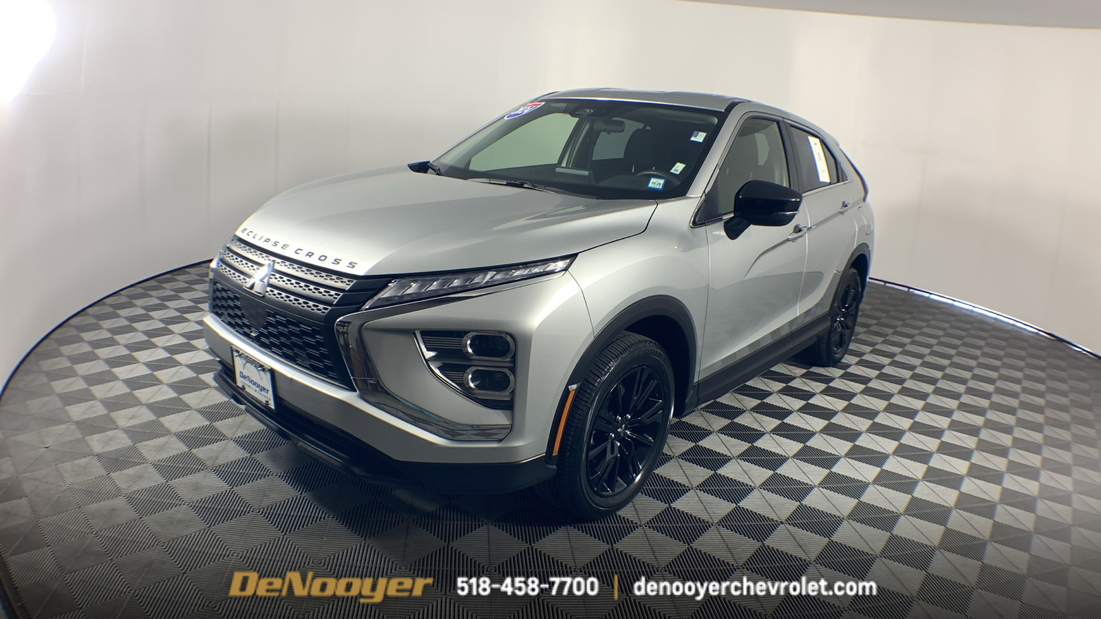 2024 Mitsubishi Eclipse Cross LE 4