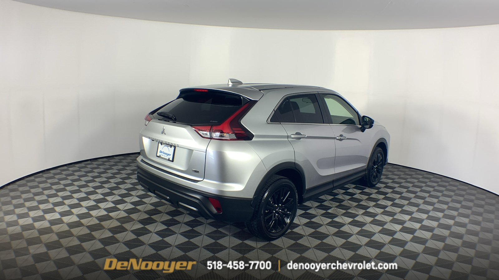 2024 Mitsubishi Eclipse Cross LE 9