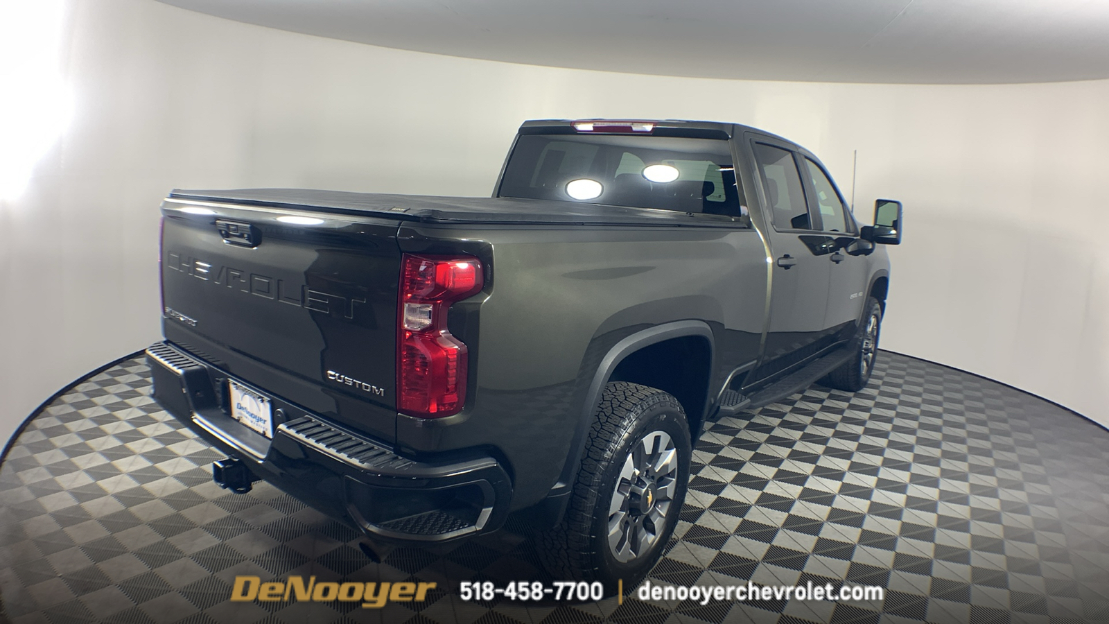 2023 Chevrolet Silverado 2500HD Custom 9