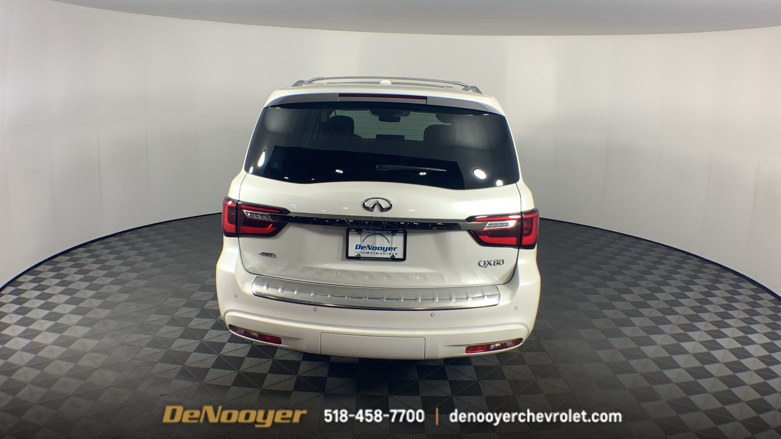 2023 INFINITI QX80 Premium Select 7