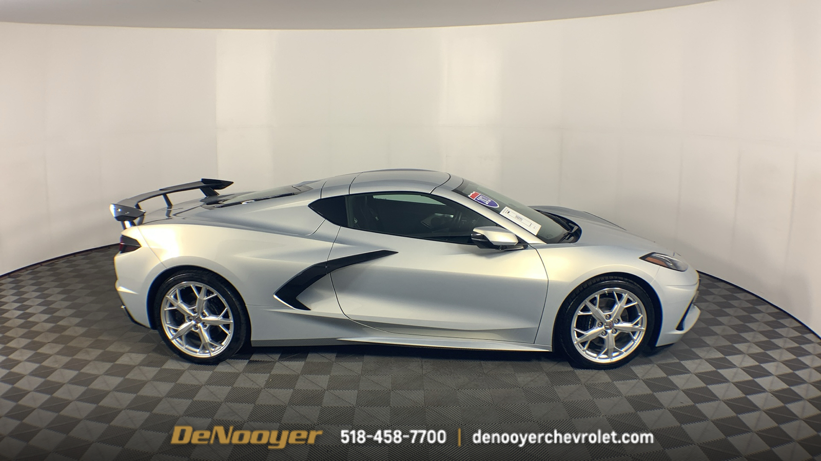 2021 Chevrolet Corvette Stingray 10