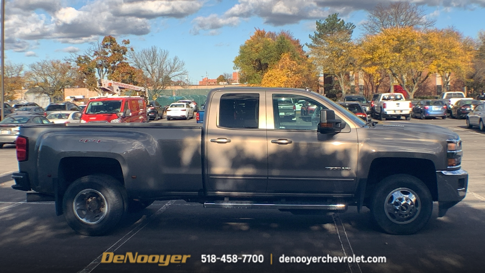 2017 Chevrolet Silverado 3500HD LT 10