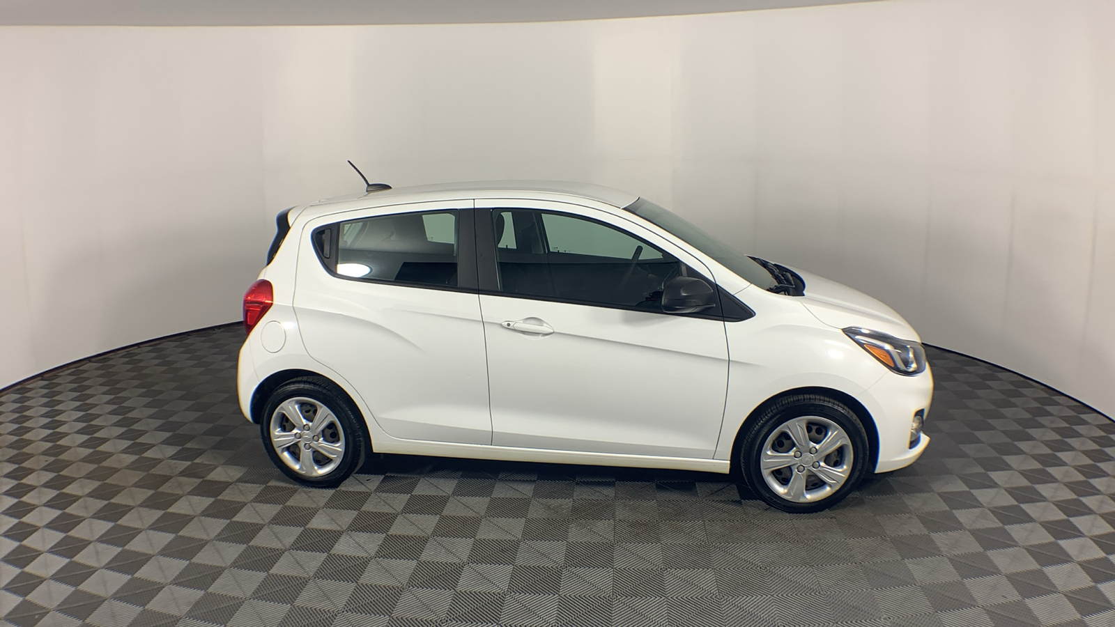 2019 Chevrolet Spark LS 9