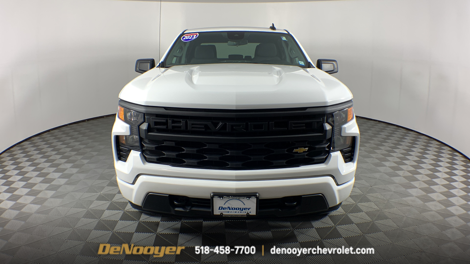 2023 Chevrolet Silverado 1500 Custom 3