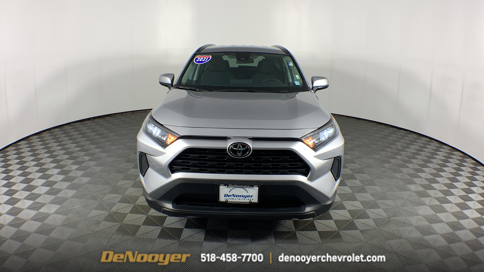 2021 Toyota RAV4 LE 11