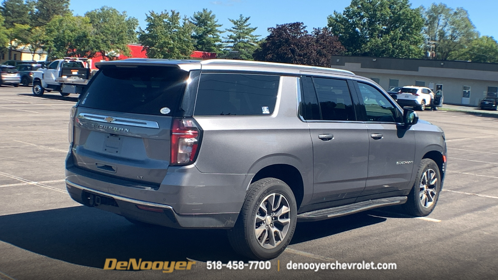 2021 Chevrolet Suburban LT 9