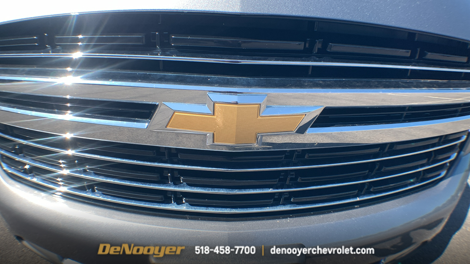 2021 Chevrolet Suburban LT 19