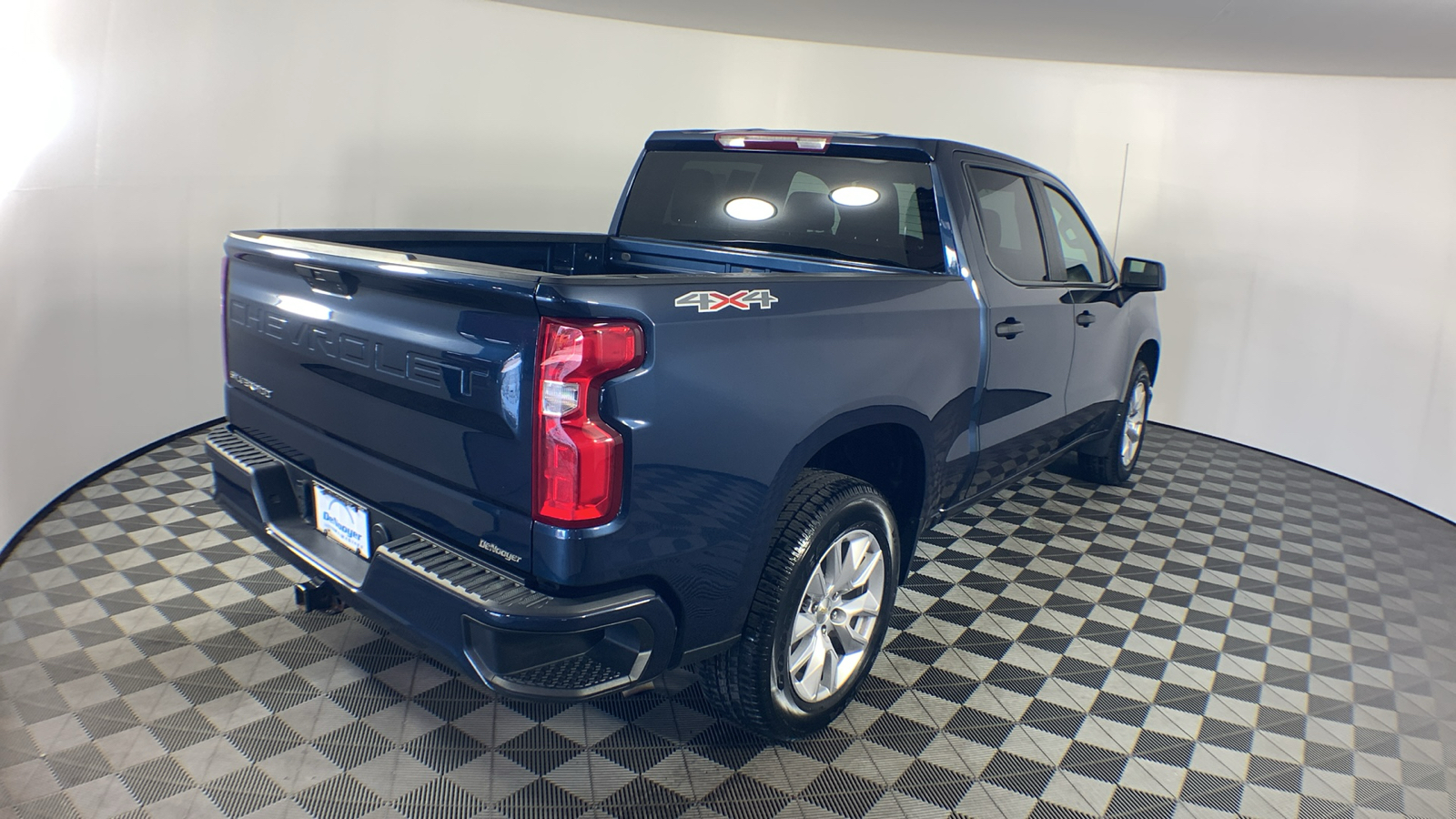 2021 Chevrolet Silverado 1500 Custom 10