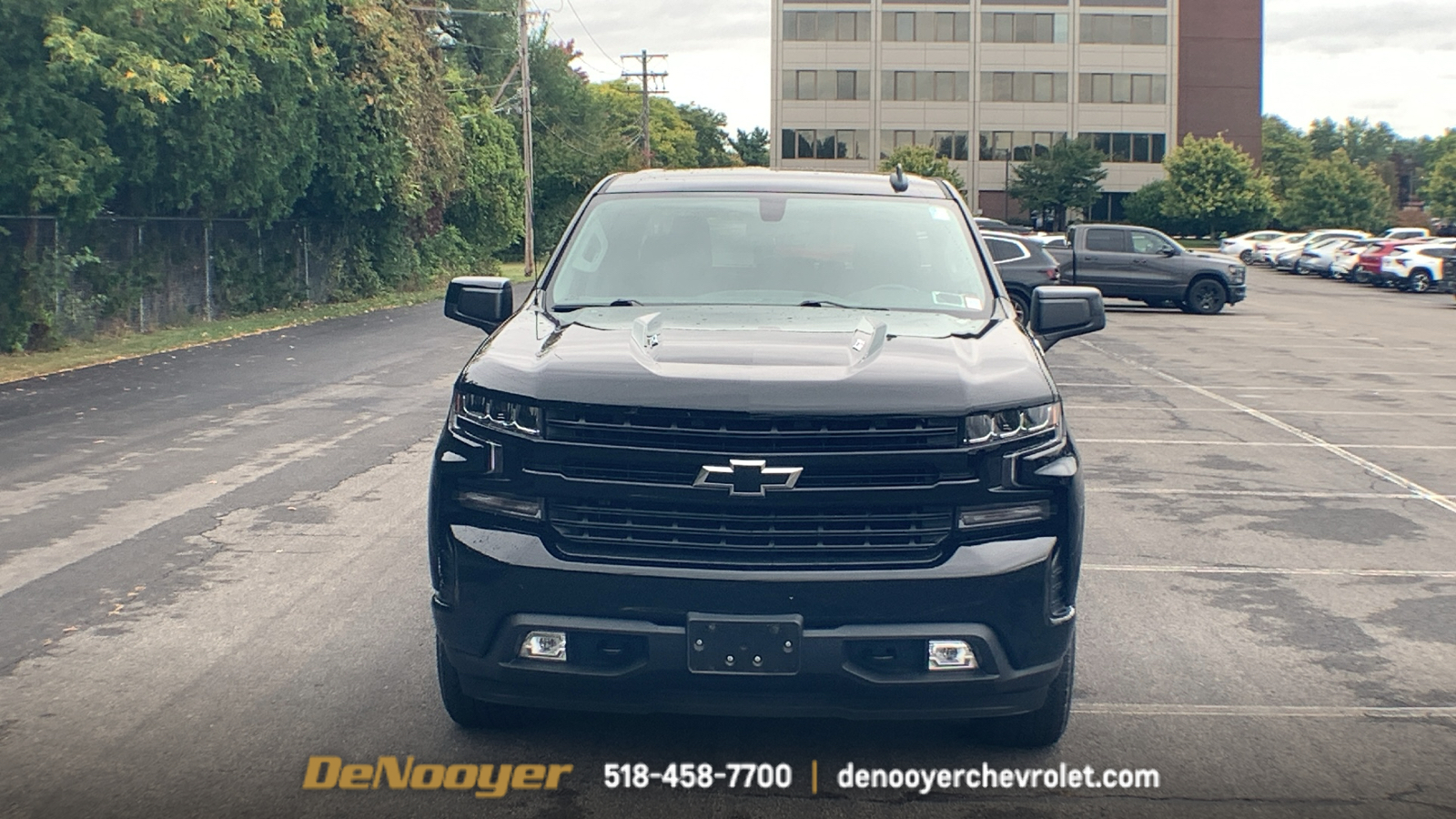 2021 Chevrolet Silverado 1500 RST 3