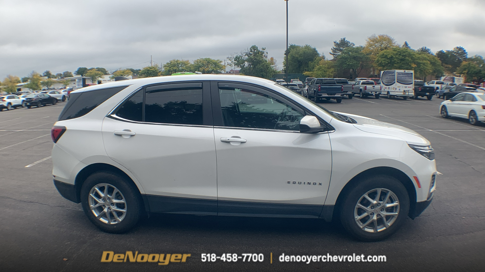 2022 Chevrolet Equinox LT 10