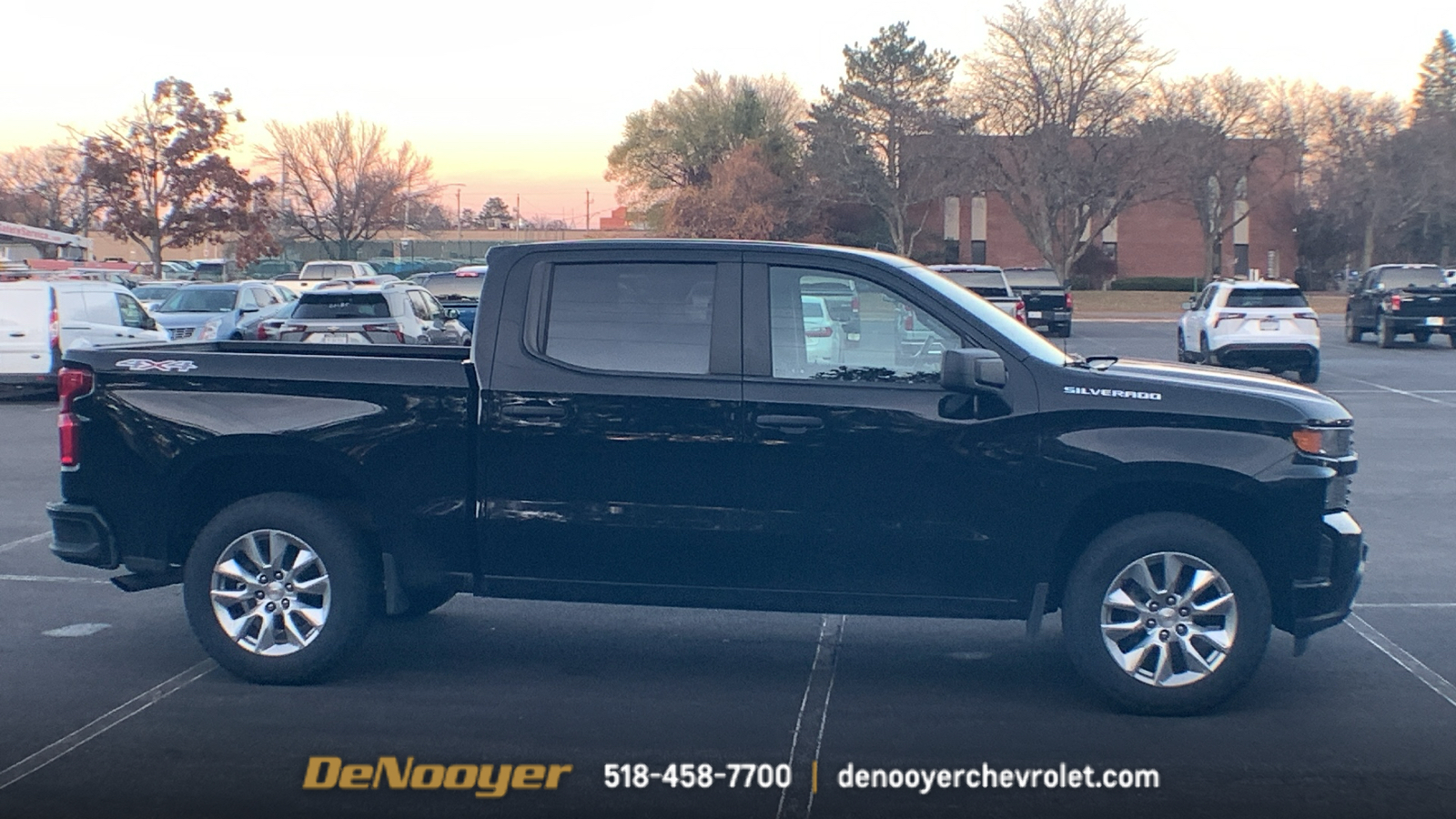 2022 Chevrolet Silverado 1500 LTD Custom 9