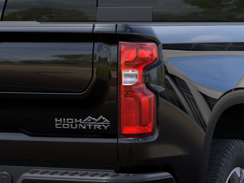 2025 Chevrolet Silverado 1500 High Country 11