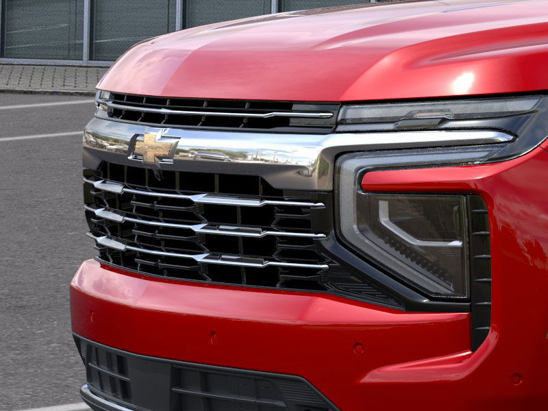 2025 Chevrolet Suburban LT 13