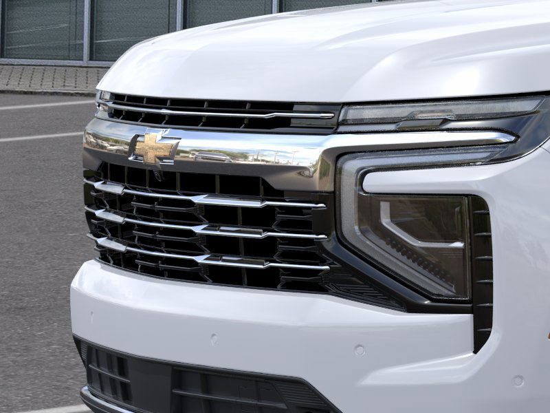 2025 Chevrolet Suburban LT 13