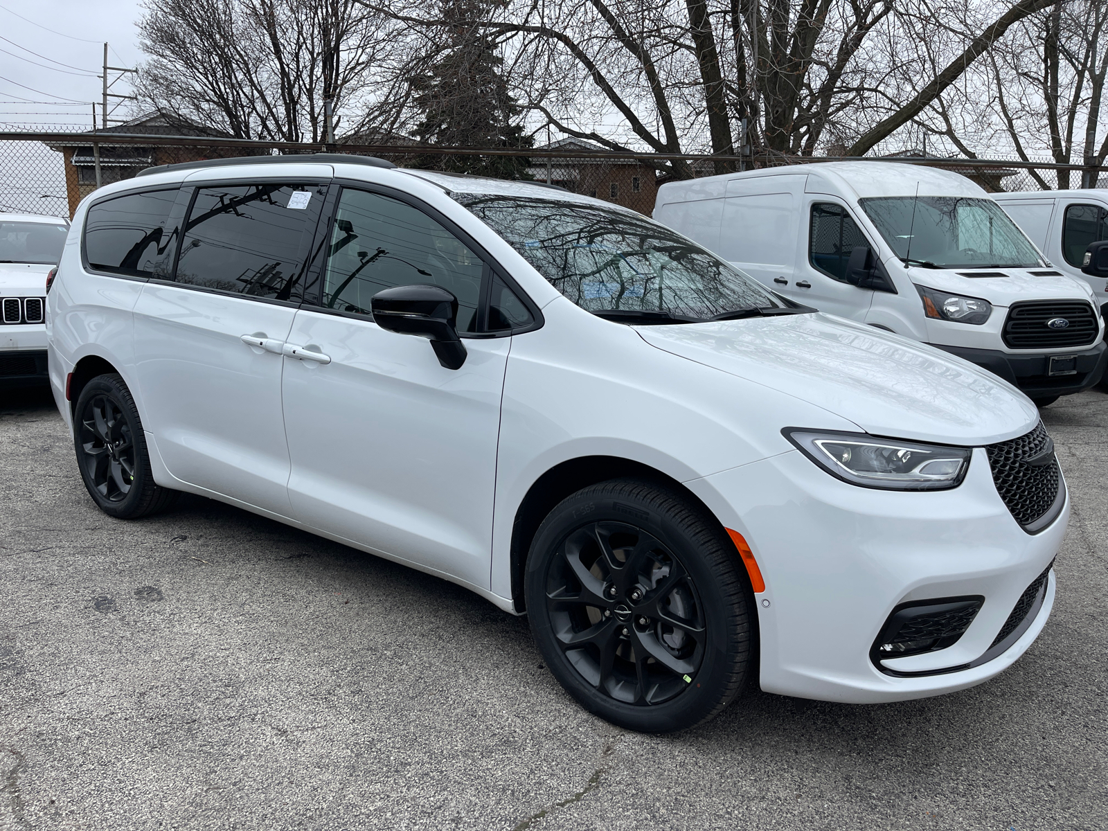 2024 Chrysler Pacifica Limited 8
