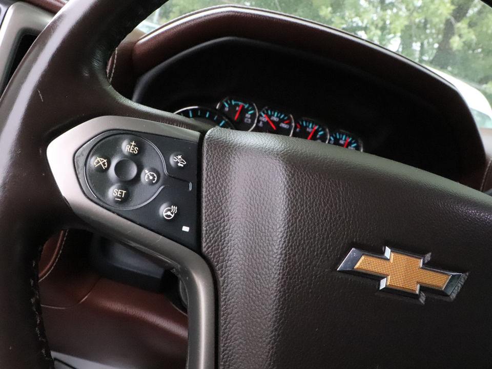 2015 Chevrolet Silverado 3500HD High Country 11