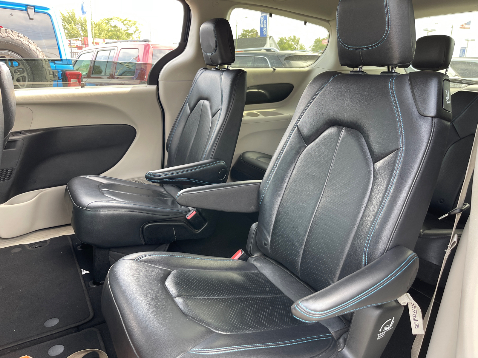 2021 Chrysler Pacifica Touring L 19