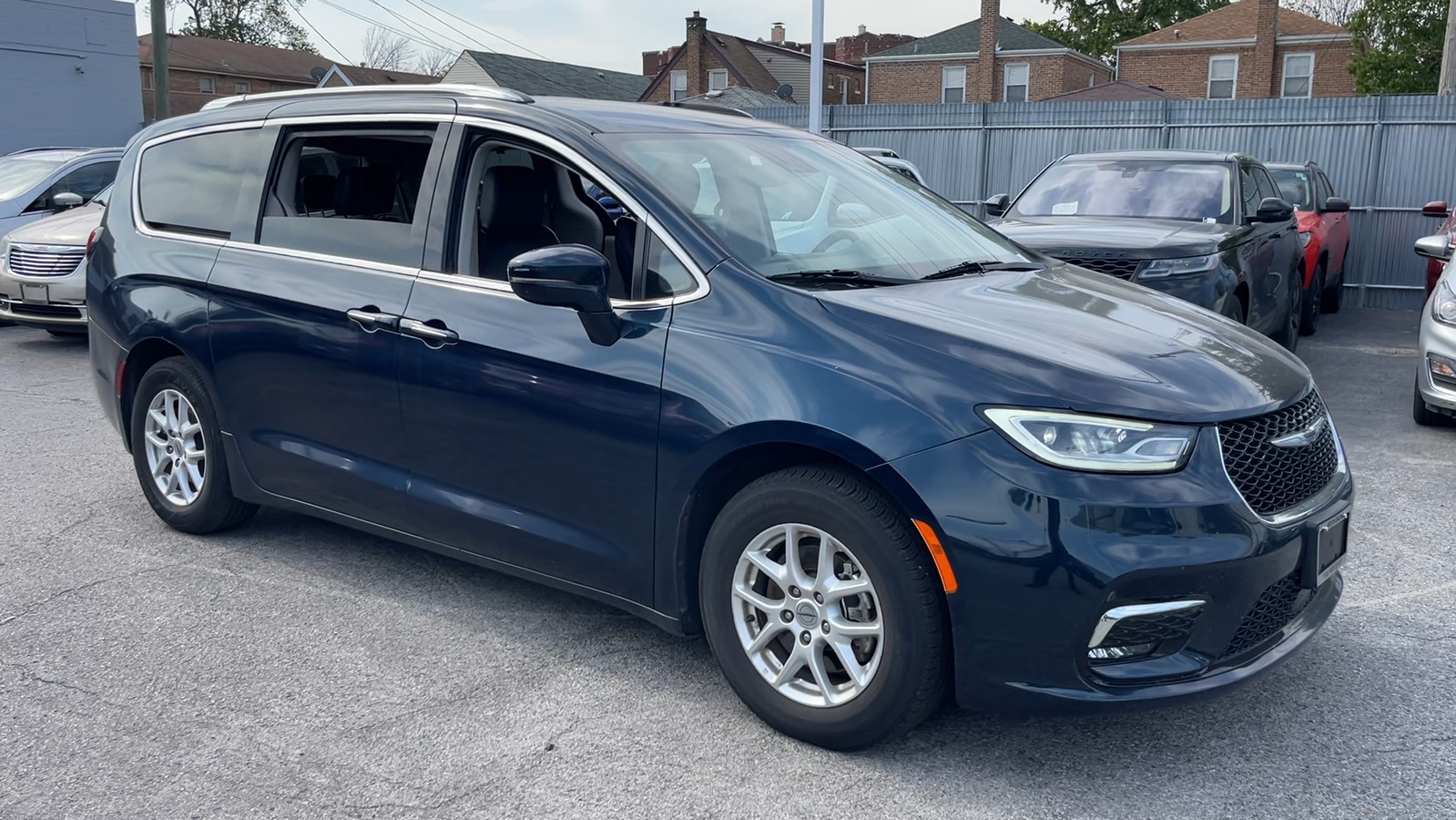 2021 Chrysler Pacifica Touring L 26
