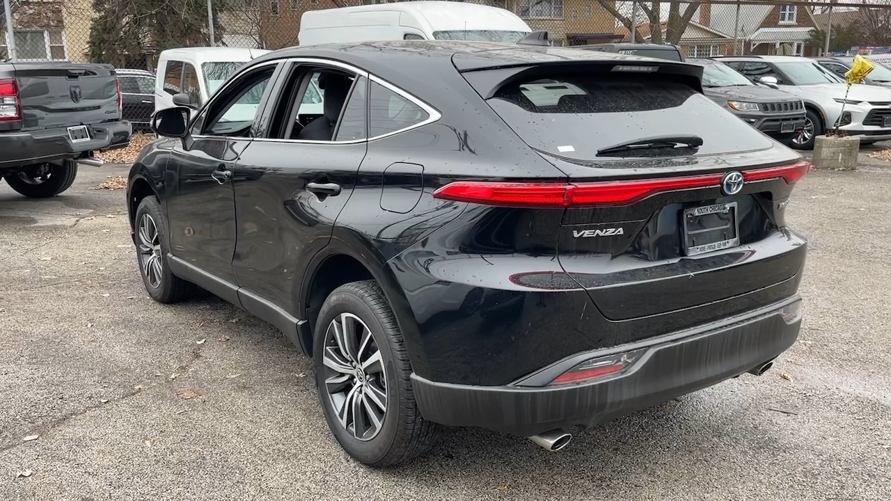 2022 Toyota Venza Limited 27