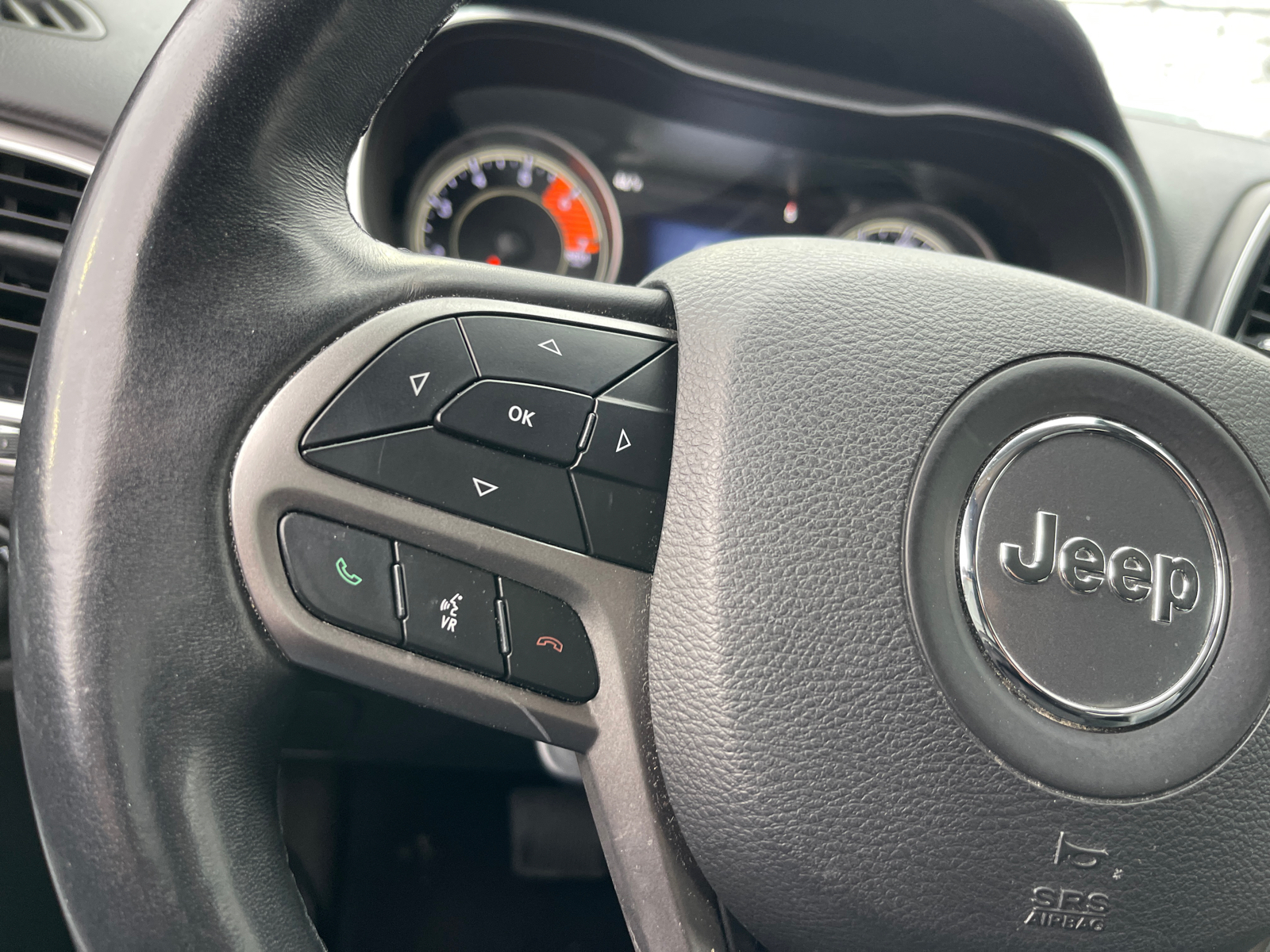 2019 Jeep Cherokee Limited 15