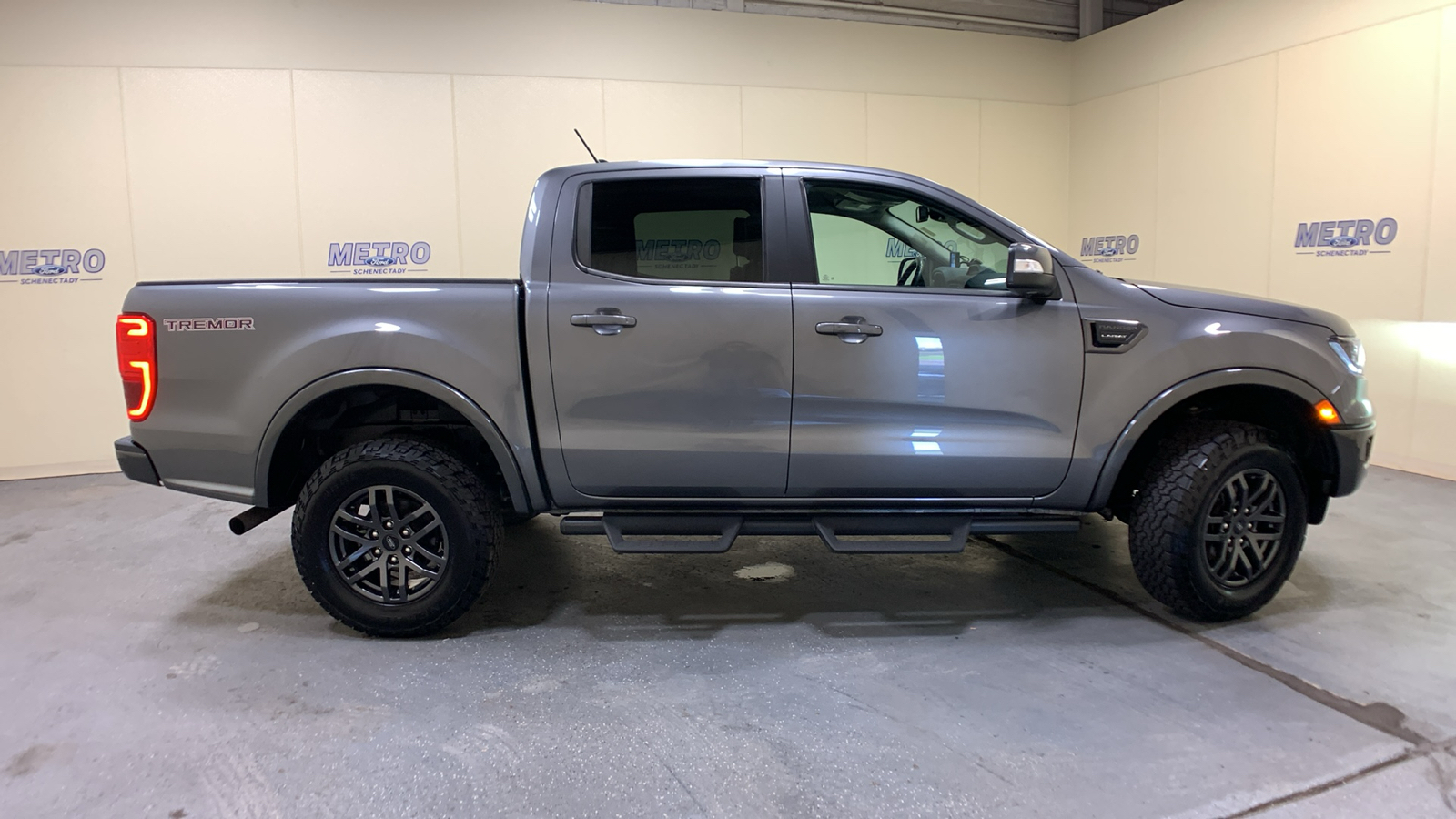 2021 Ford Ranger Lariat 2